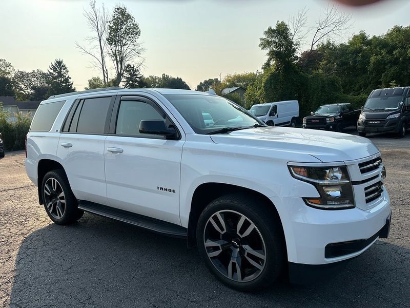 2018 Chevrolet Tahoe LTImage 1