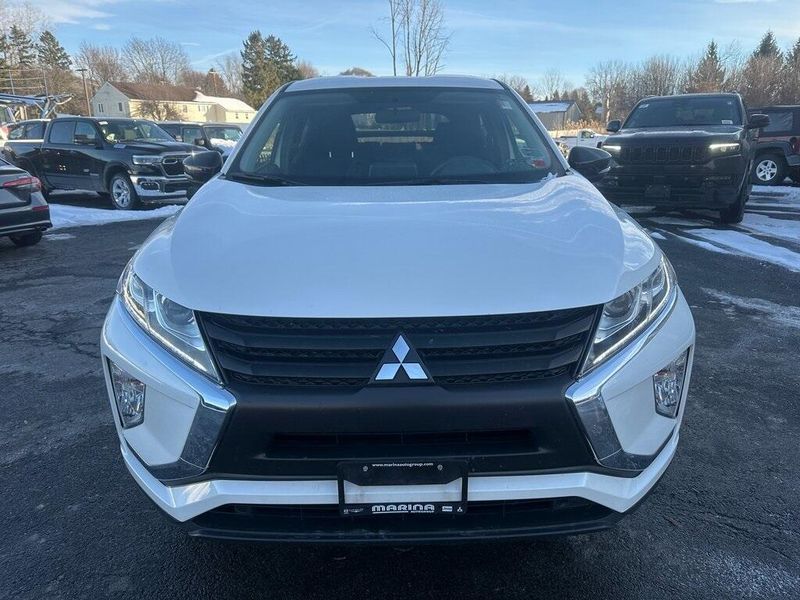 2020 Mitsubishi Eclipse Cross LEImage 10