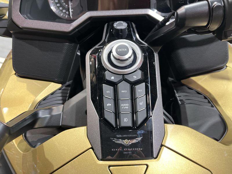 New 2025 Honda GOLDWING TOUR DCT Image 10