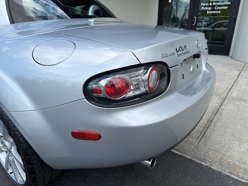 2008 Mazda Miata TouringImage 9