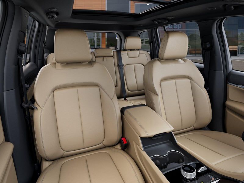 New 2026 Jeep Grand Cherokee Limited 4x4Image 58