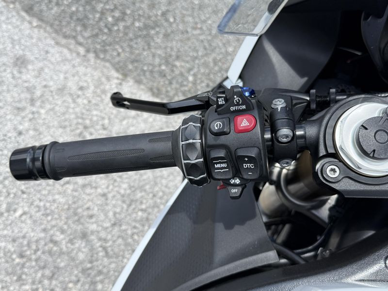 2023 BMW S 1000 RR