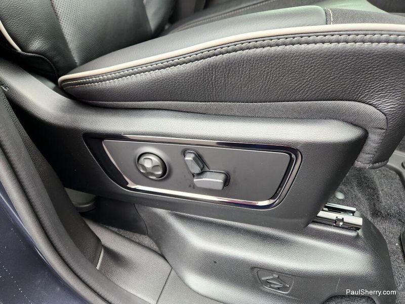 New 2026 RAM 1500 Limited Crew Cab 4x4 5'7' Box