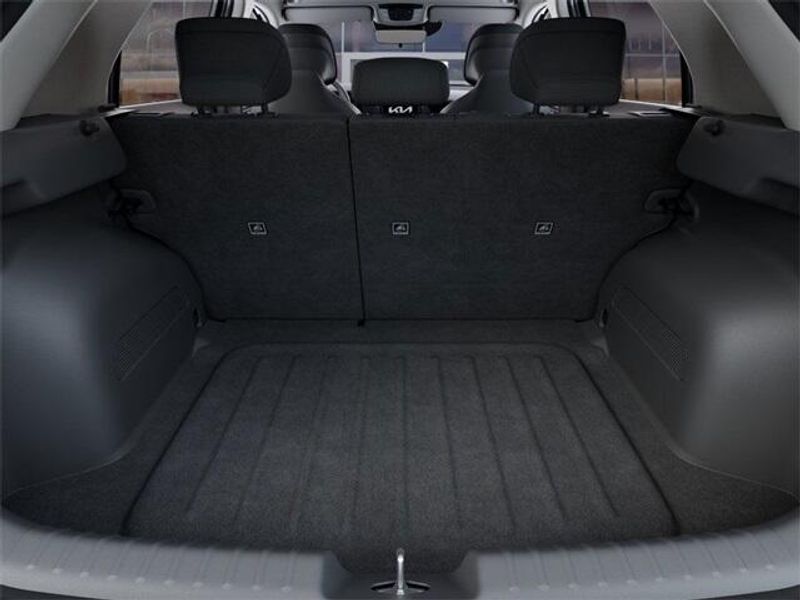 New 2025 Kia Niro LXImage 19
