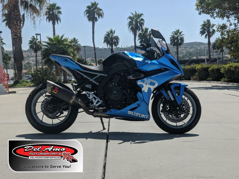 Used 2024 Suzuki GSX-8R Image 1