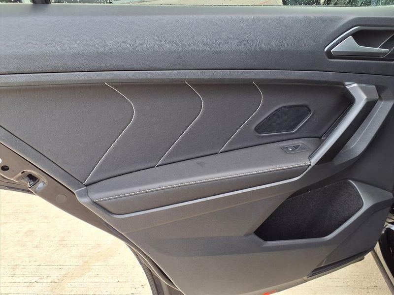 Used 2022 Volkswagen Tiguan 2.0T SEImage 18