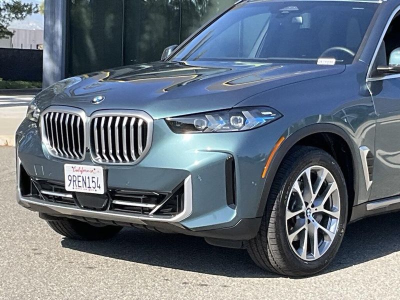 2025 BMW X5 sDrive40iImage 9