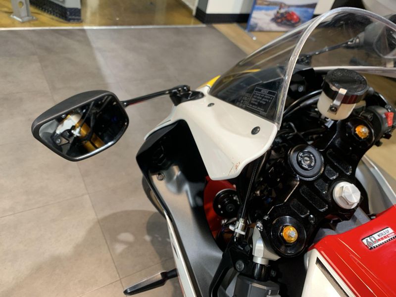 Used 2022 Yamaha YZF-R7 CA Image 20