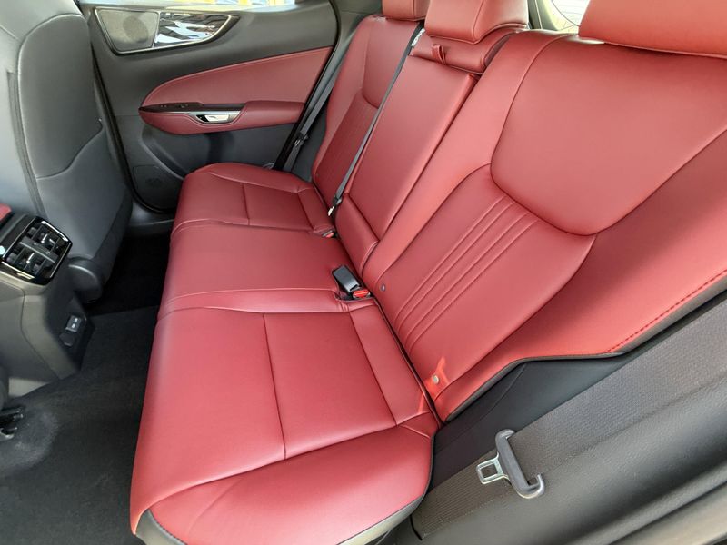 2025 Lexus NX 350h PremiumImage 27