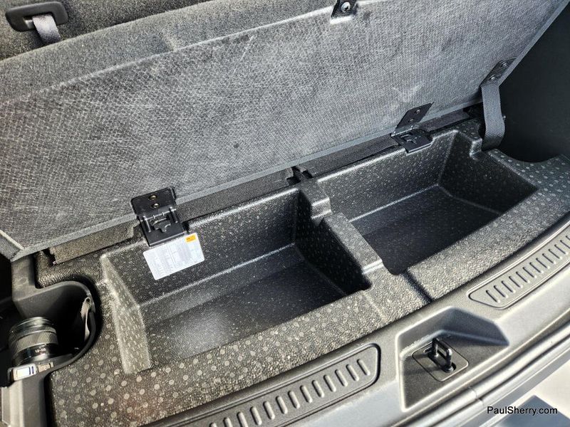 Used 2023 GMC Acadia SLE