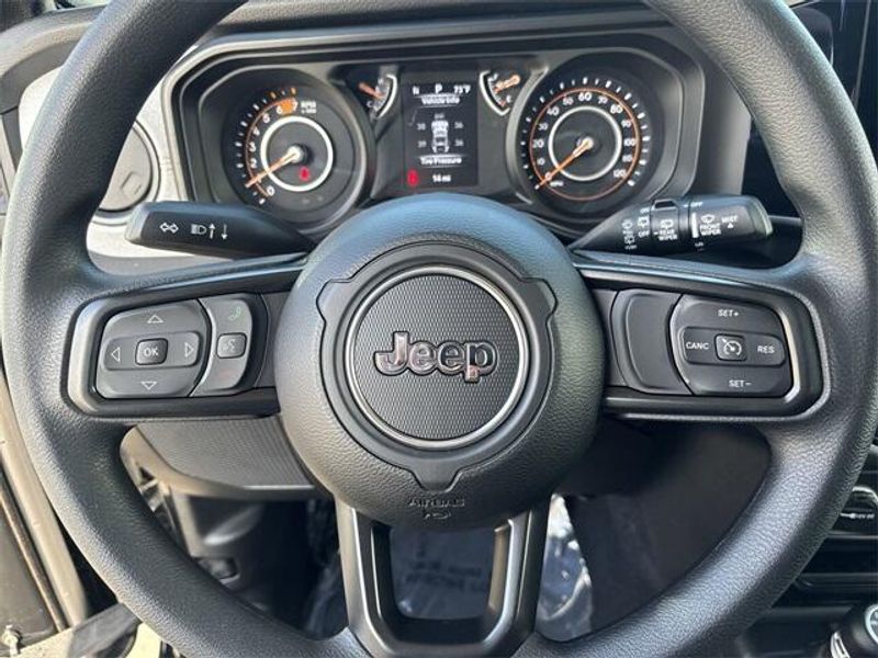 New 2026 Jeep Wrangler 4-door SportImage 17