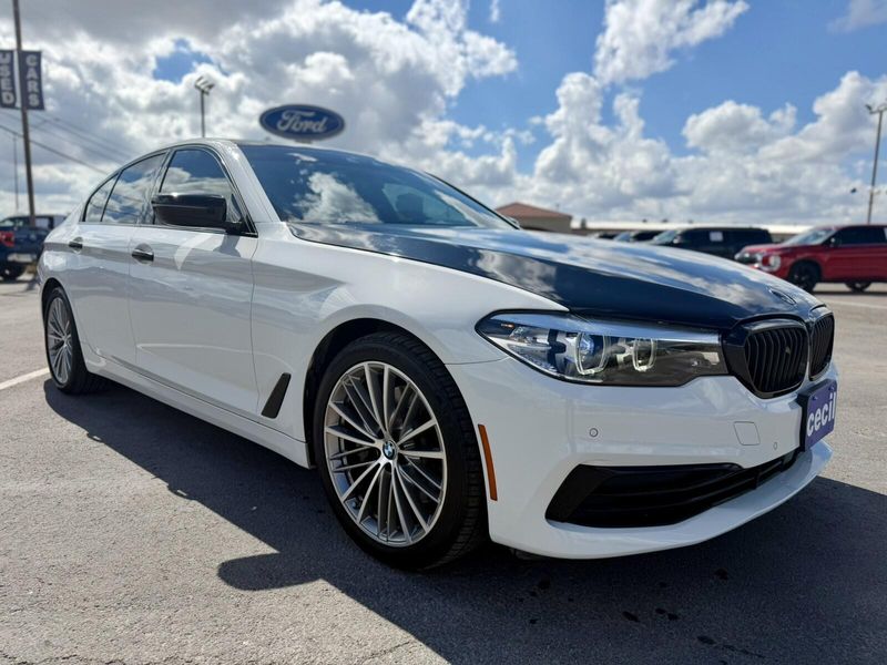 2019 Bmw 540i xDrive photo 2