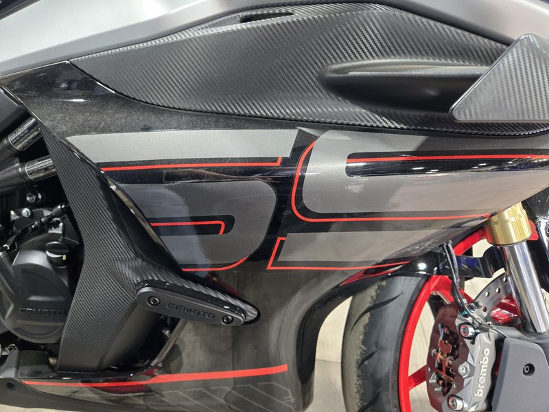 NEW 2026 CFMOTO 450 SS Image 10