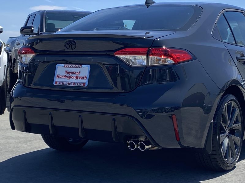 New 2025 Toyota Corolla SEImage 4