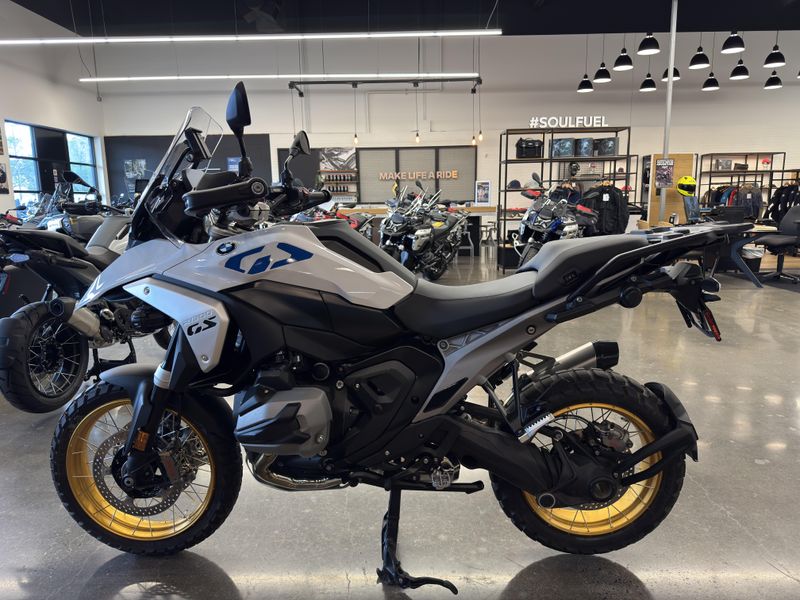 2025 BMW R 1300 GS - LIGHT WHITE 