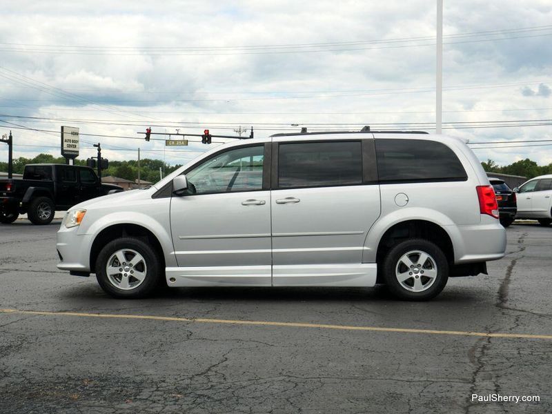 Used 2012 Dodge Grand Caravan SXT
