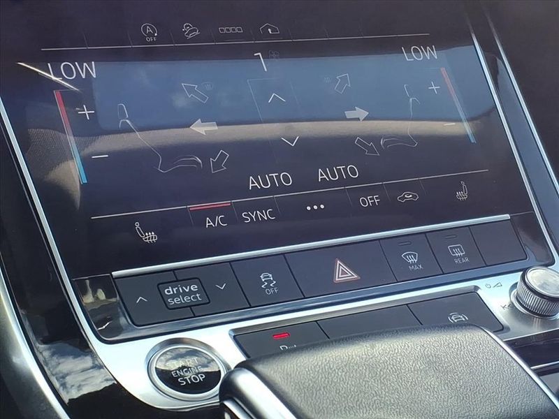 Used 2022 Audi Q7 55 Premium PlusImage 26