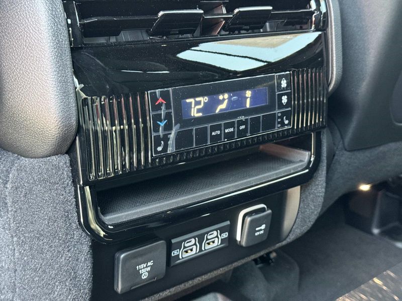 2026 Jeep Grand Wagoneer Limited Reserve 4x4