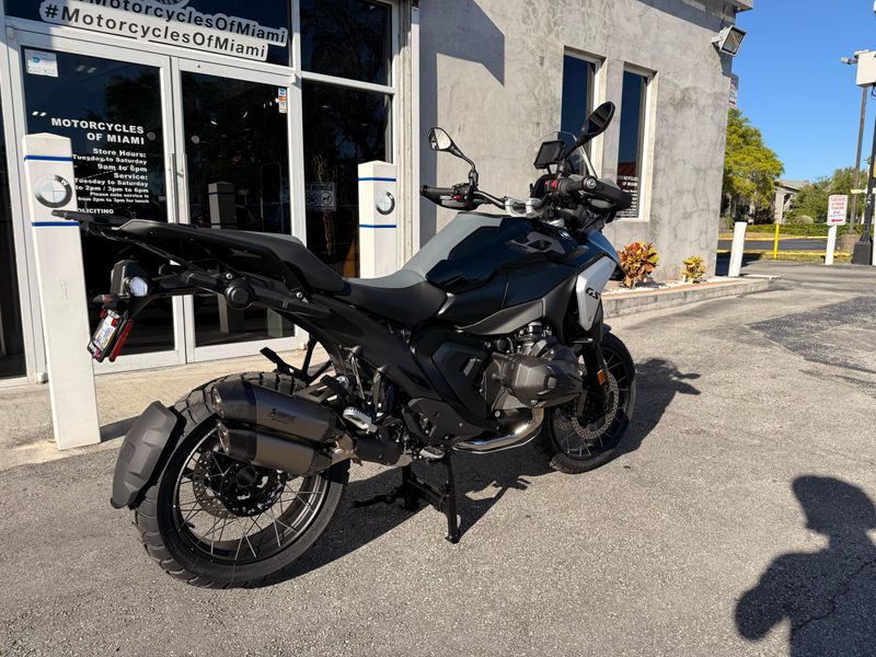 2025 BMW R 1300 GSImage 12