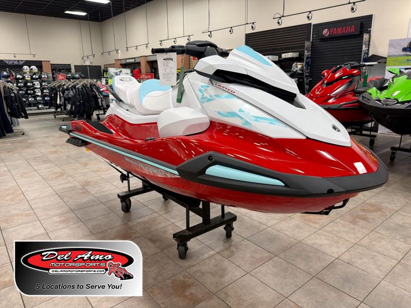 New 2025 Yamaha VX LIMITED Image 1