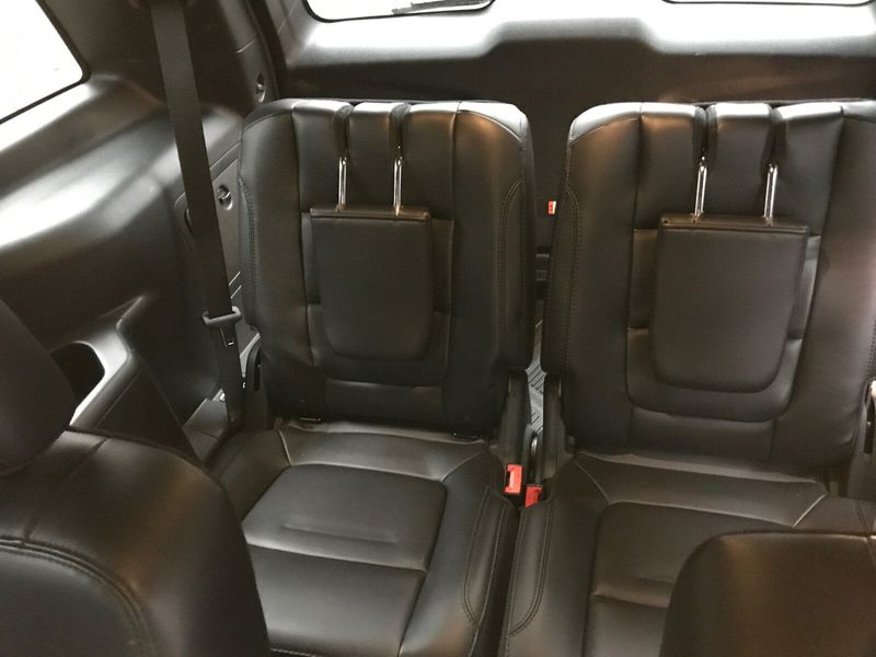 2018 Ford Explorer XLTImage 10