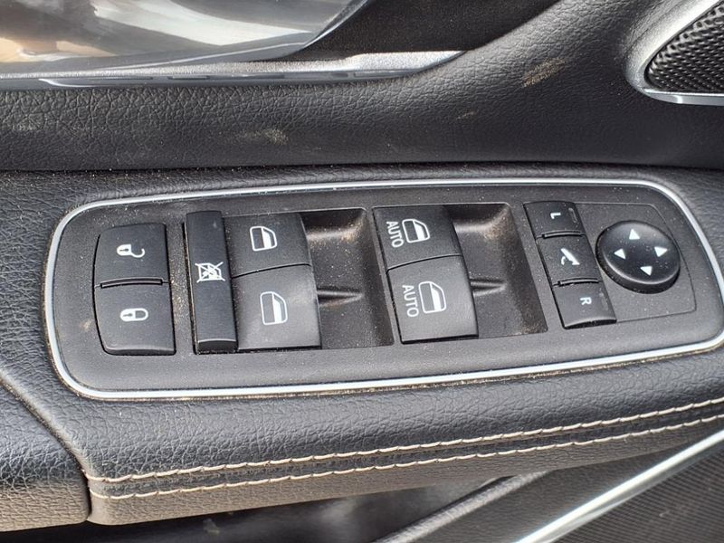 Used 2021 RAM 1500 LaramieImage 21