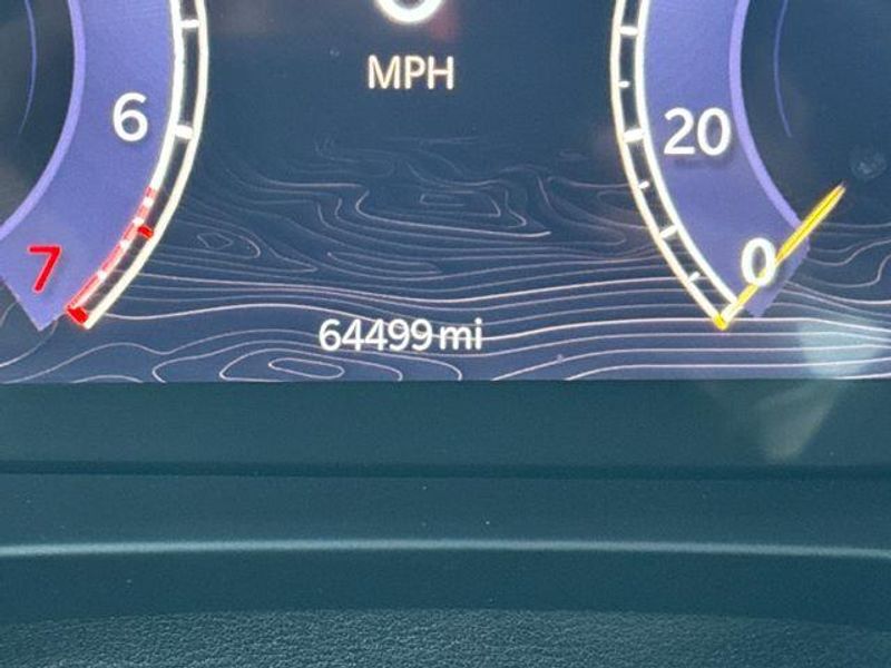 2023 Jeep Grand Cherokee Altitude photo 3