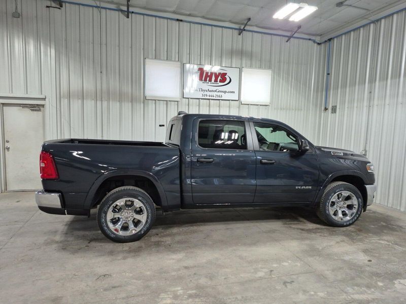 2025 RAM 1500 Big Horn Crew Cab 4x4 5