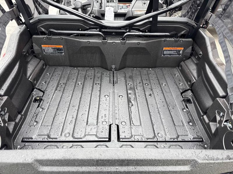 New 2025 Honda PIONEER 10005 DELUXE 