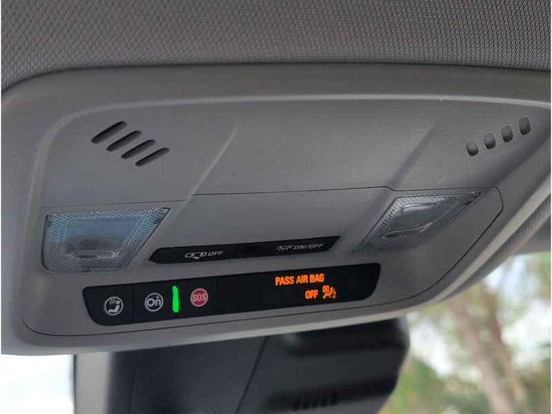 Used 2024 Chevrolet Malibu LTImage 28