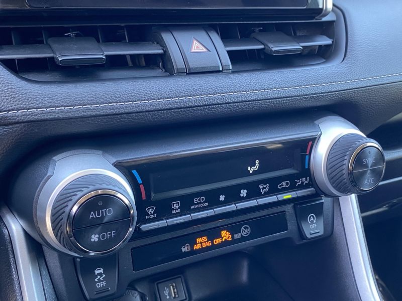 2023 Toyota RAV4 XLEImage 23