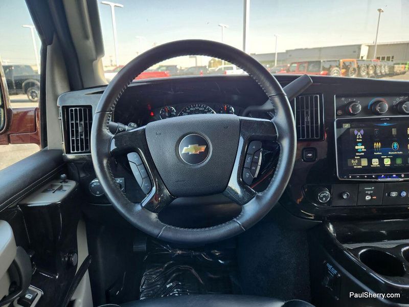 2024 Chevrolet Express Cargo 2500 photo 32