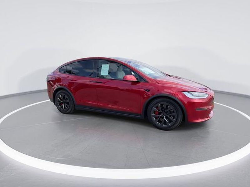 Used 2023 Tesla Model X PlaidImage 9
