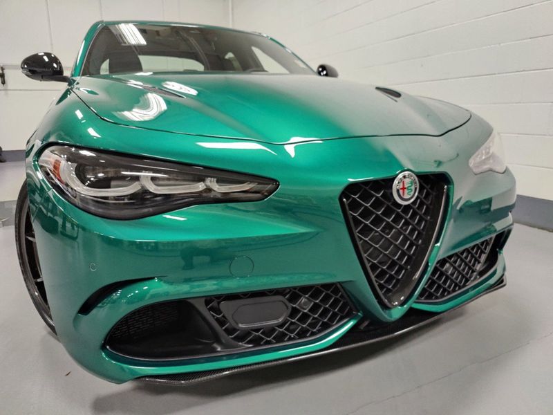 2024 Alfa Romeo Giulia Quadrifoglio RwdImage 2