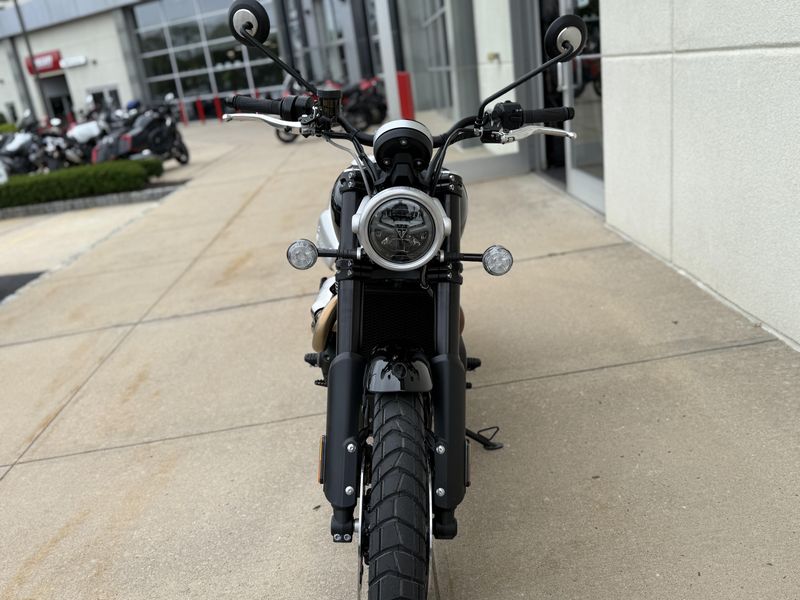 2025 Triumph SCRAMBLER 1200 XImage 4