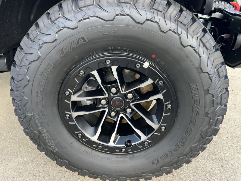 New 2025 Jeep Wrangler 4-door Rubicon XImage 5