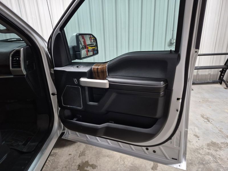 2019 Ford F-150 LariatImage 14