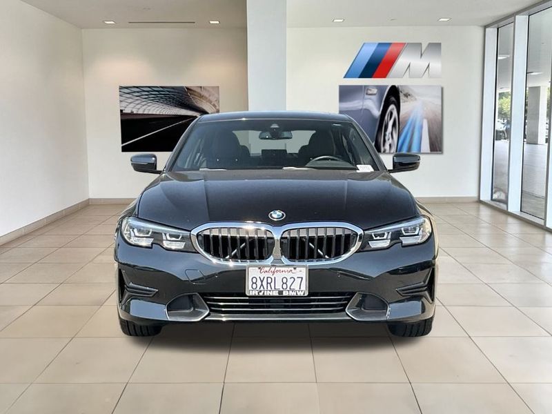 2021 BMW 3 Series 330e iPerformanceImage 3