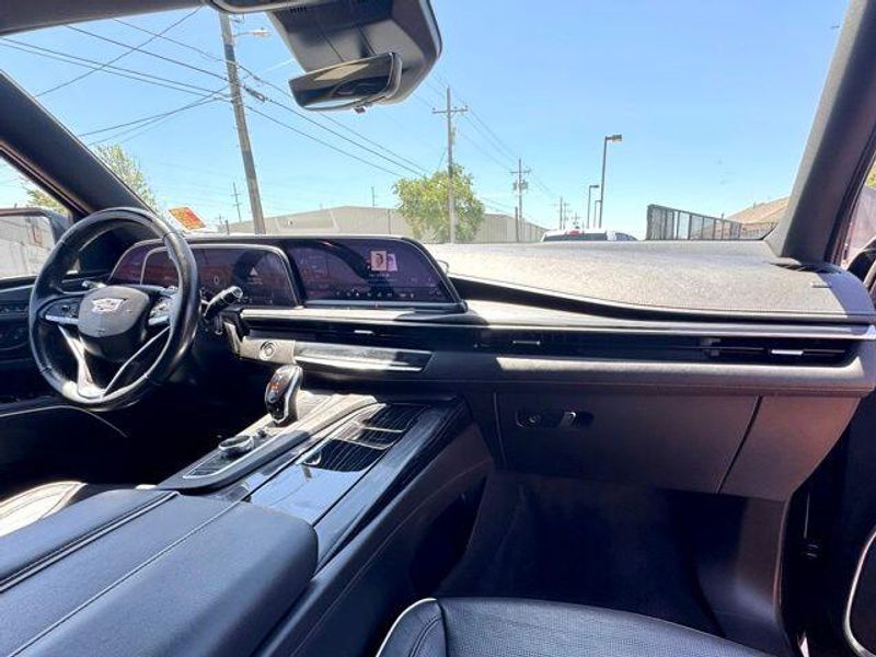 Used 2023 Cadillac Escalade SportImage 13