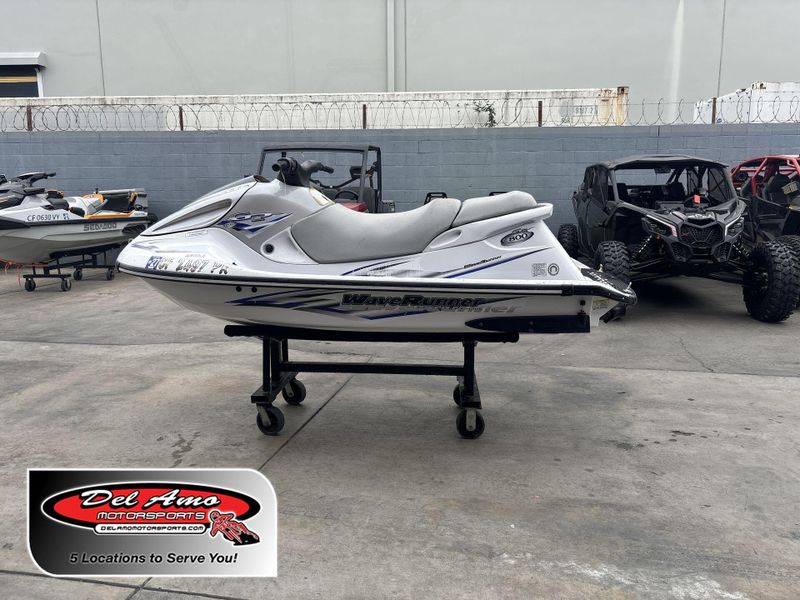 Used 2000 Yamaha GP800 Image 1