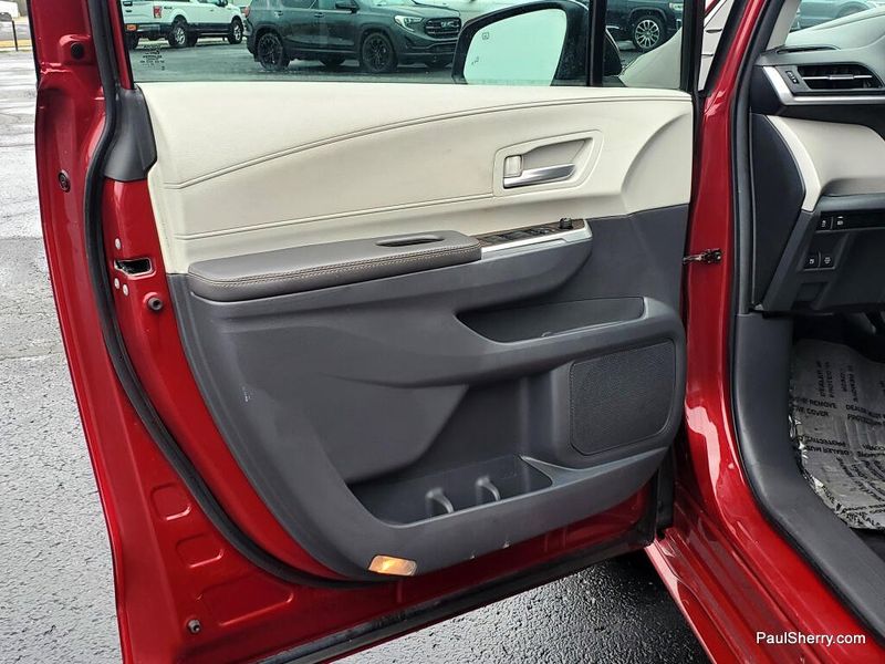 Used 2024 Toyota Sienna XLE