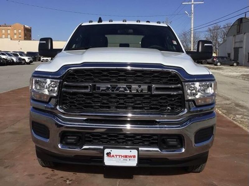 2024 RAM 3500 Tradesman Crew Cab 4x4 8