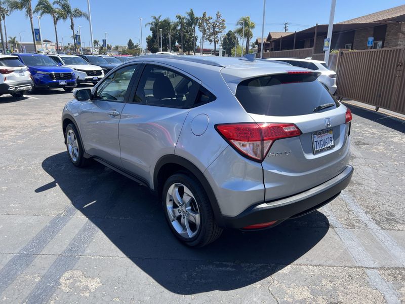 2017 Honda HR-V EX-L NaviImage 2
