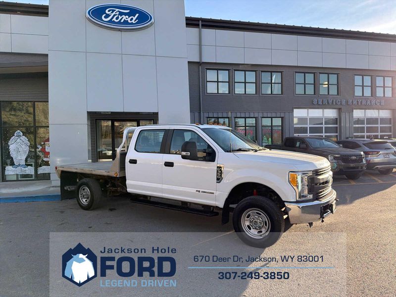 2017 Ford F-350 XL photo 2