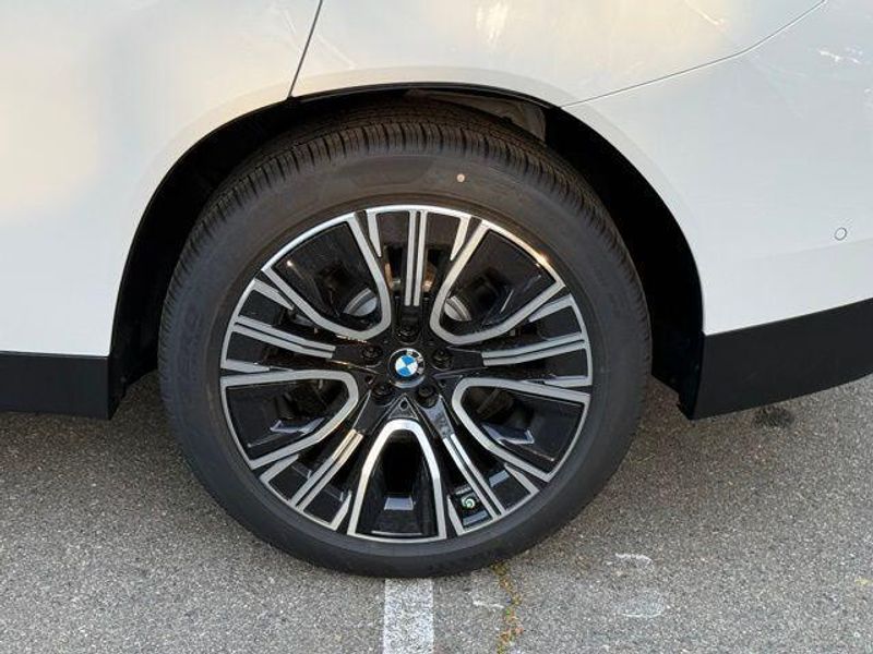 New 2026 BMW X3 30 xDriveImage 14