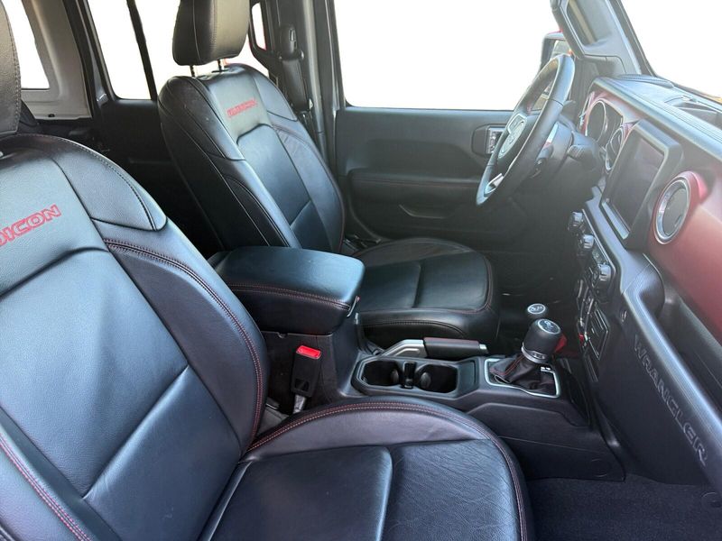 2018 Jeep Wrangler Unlimited Rubicon photo 13