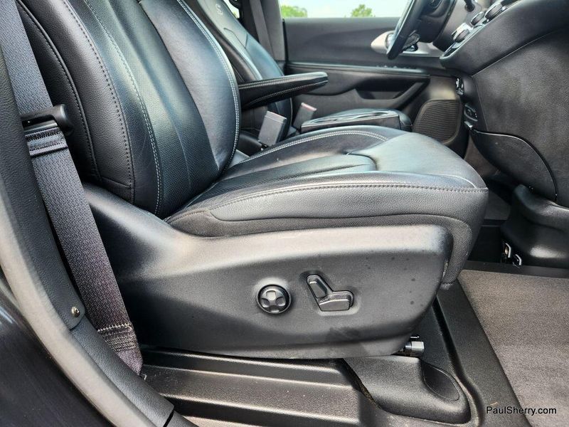 2019 Chrysler Pacifica Touring L Plus SImage 42