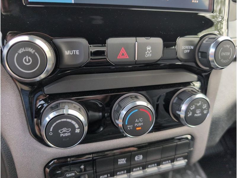 New 2026 RAM 5500 Tradesman Chassis Crew Cab 4x4 84