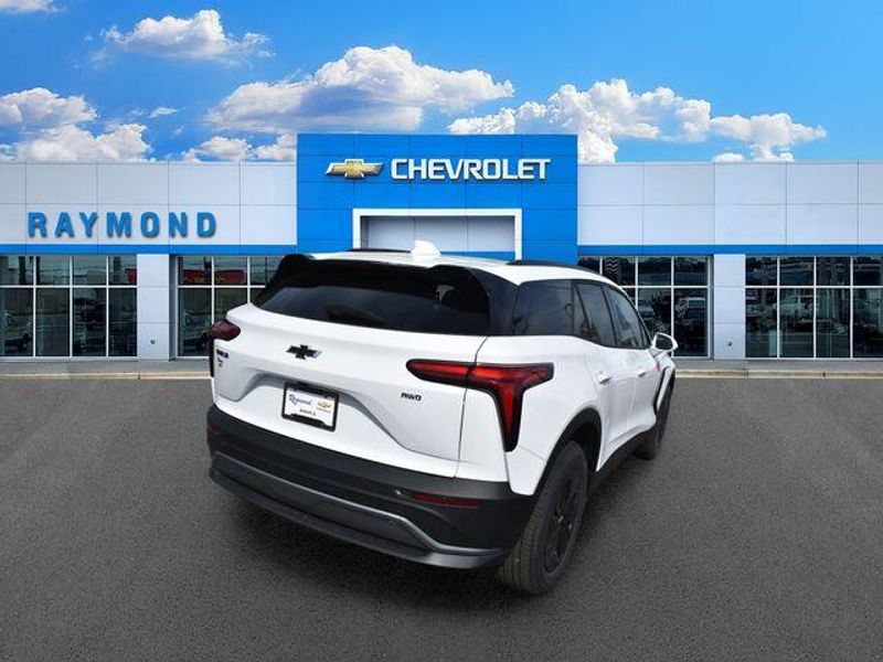 New 2026 Chevrolet Blazer EV LTImage 4