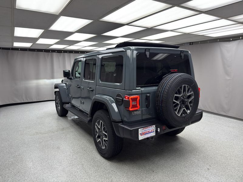 New 2026 Jeep Wrangler 4-door SaharaImage 2